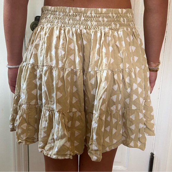 Pattern Skirt - Picture 2 of 3